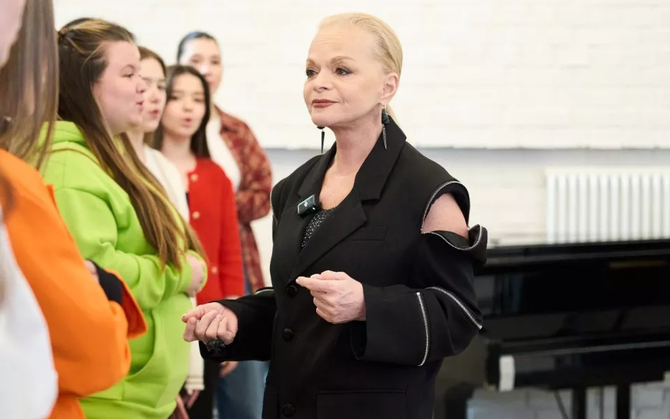 Что такое схема Долиной и почему певицу отменяют в России