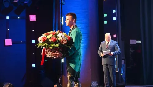 В Барнауле прошел праздничный концерт ко Дню матери