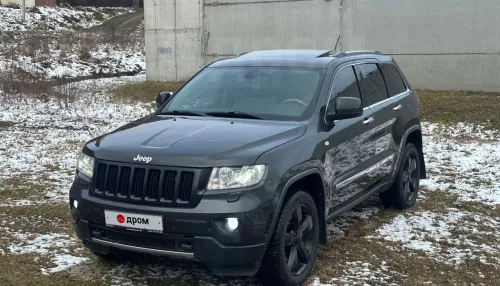 Тонированный Jeep с неубиваемым мотором продают в Республике Алтай. Фото