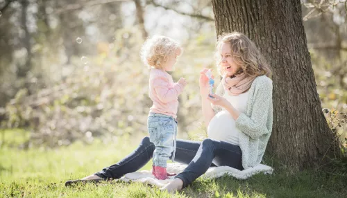 В канун большого праздника: искренние поздравления ко Дню матери в стихах и прозе