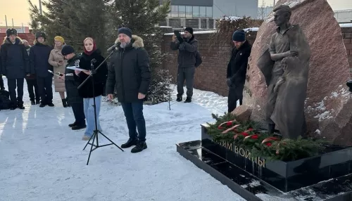 Назидание потомкам: памятник детям войны открыли в Барнауле