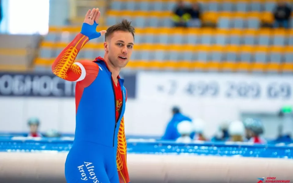 Алтайский конькобежец Виктор Муштаков выиграл Кубок России