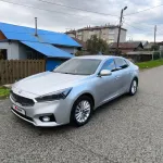 Перламутровую Kia с кожаным салоном продают за 2,1 млн в Горно-Алтайске. Фото