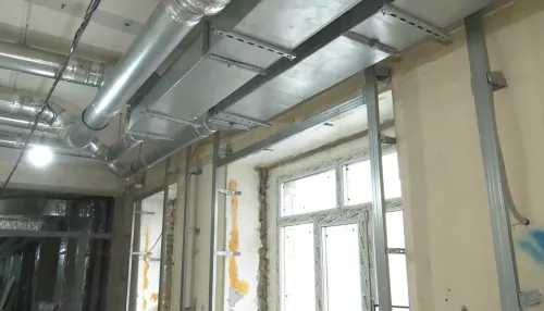 В Барнауле ремонтируют устаревший корпус Центра охраны материнства и детства