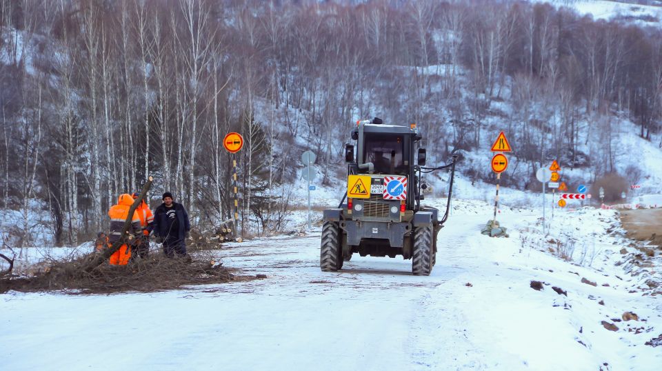 Реконструкция участка дороги в Солонешенском районе. 30 ноябрь 2025 года