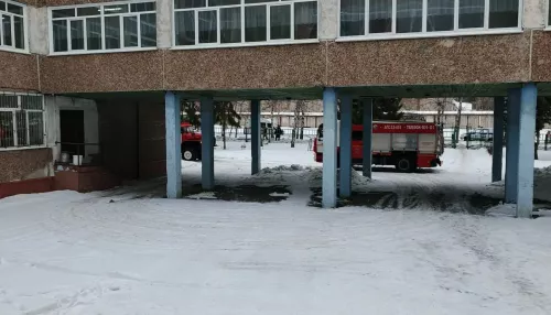 У барнаульского школьника в рюкзаке задымился вейп