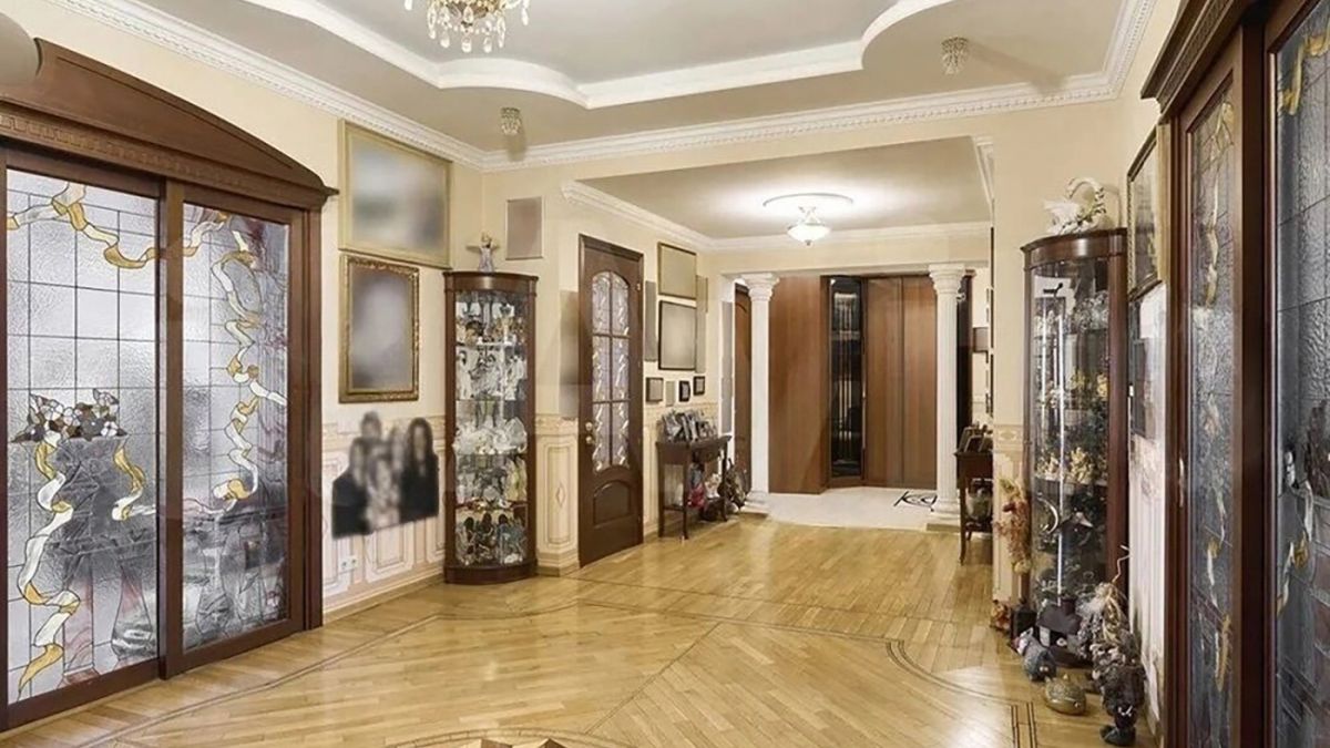 Квартира Ларисы Долиной