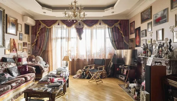 Получила задаток: скандал вокруг квартиры Долиной пополнился новыми подробностями