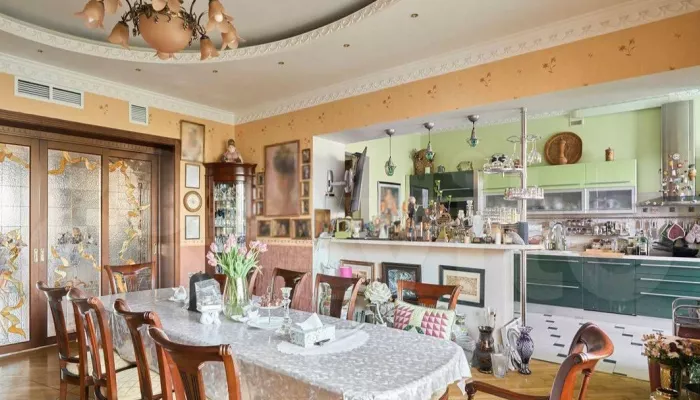 Лурье готовит новые иски против Долиной — адвокат подтвердила продолжение войны