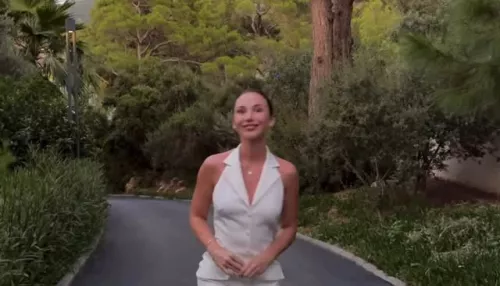 Миа Бойка присоединилась к Выжить в Стамбуле: певица обещает интриги с первых серий