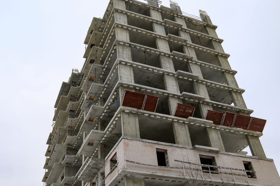 Строительная площадка на улице Советской Армии, 38а. Декабрь 2025 года