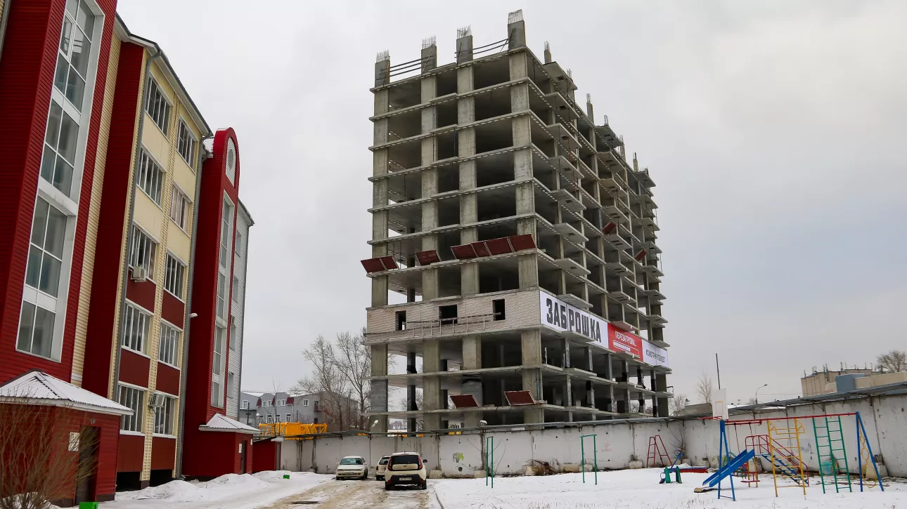 Птичий короб: как в Барнауле оттаивает знаменитый долгострой Клевер-парка