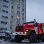 В барнаульской десятиэтажке загорелась квартира. Фото