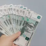 Лимиты кредиток в Алтайском крае за год сократились на четверть