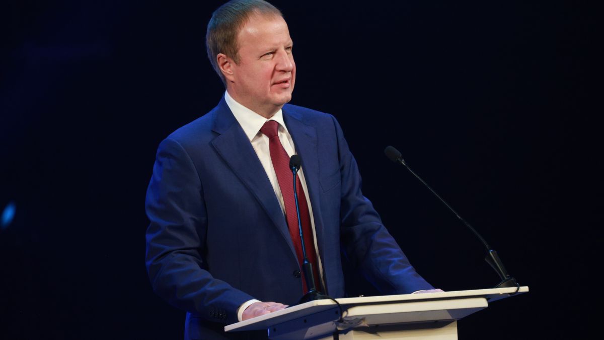 Виктор Томенко