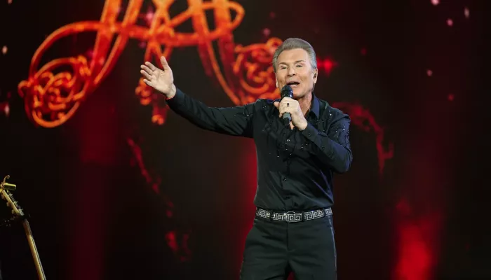 Александр Малинин выступил на премии Престиж-Алтай 2025. Фото