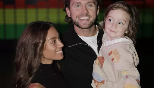 Владу Соколовскому шлют снимки его маленького сына на могилах и пугают кислотой. Фото