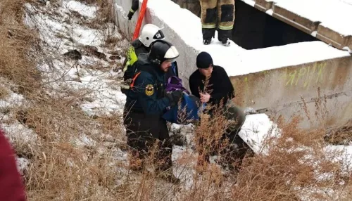 В Яровом 13-летний подросток провалился в четырехметровый заброшенный погреб