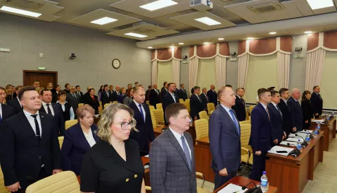 В новый год - с новым бюджетом. Какие важные решения приняли депутаты БГД 5 декабря