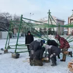 Глава Барнаула посетил площадь Свободы и обсудил подготовку к Новому году