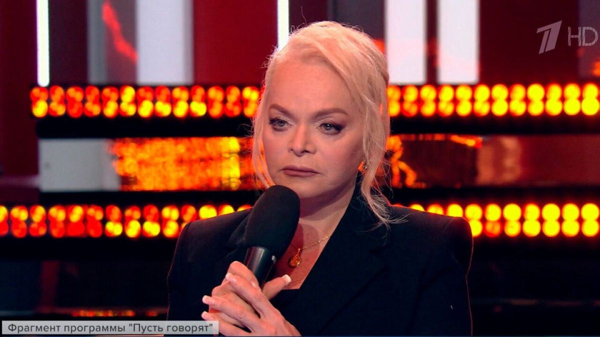 Лариса Долина 