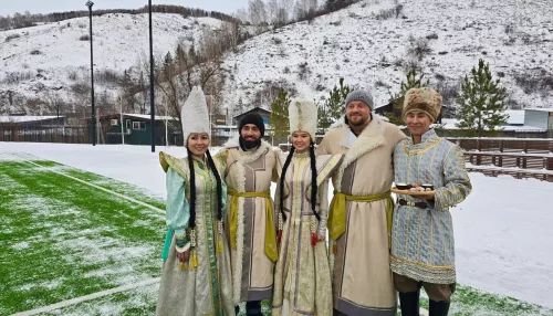 Появились кадры со съемок тревел-шоу Повара на колесах в Республике Алтай. Фото