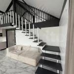 Дом с баней и рестораном продают в Горном Алтае за 17 млн рублей. Фото