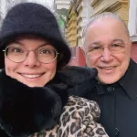 Дочь Евгения Петросяна и Татьяны Брухуновой дебютировала на своей первой елке. Фото