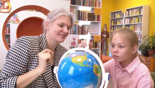 Современную модельную библиотеку торжественно открыли в Шелаболихе