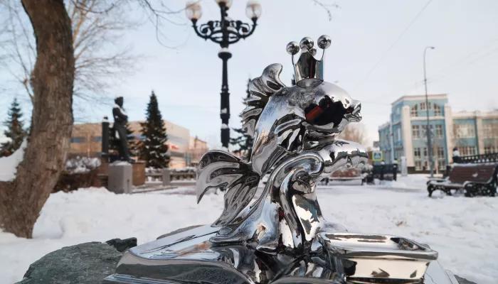 Белка, кот и черевички: в Барнауле появились ослепительные арт-объекты с аудиогидами