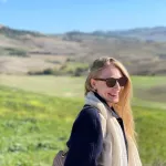 Акиньшина снова подогрела слухи о романе с Козловским — актриса показала редкий кадр