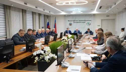 В Алтайском крае обсудили реализацию проекта Здоровое будущее