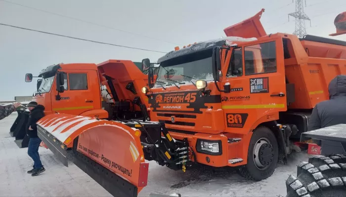 Дороги в надежных руках: Алтайский край продолжает обновлять парк спецтехники