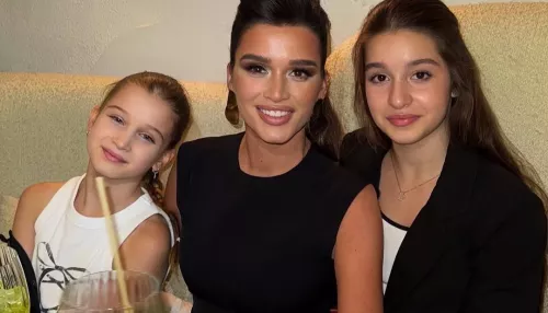 Дочь Ксении Бородиной захейтили за ответ, на что она потратила бы миллион долларов