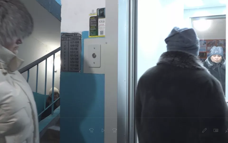 В Алтайском крае досрочно заменили 289 лифтов по программе капремонта