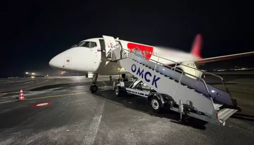 Самолет Екатеринбург — Горно-Алтайск сел в Омске из-за технической неисправности