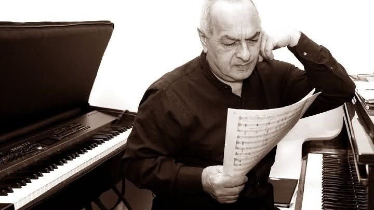 Левон Оганезов