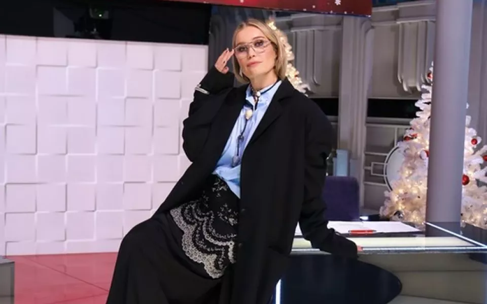 Какой наряд выбрать на Новый год: что советуют эксперты Модного приговора