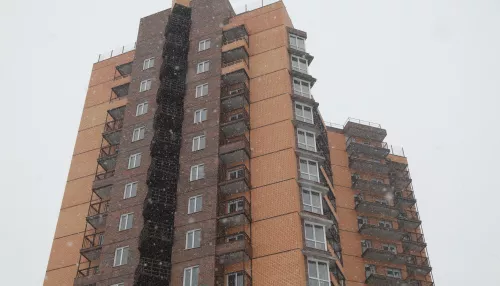 Полярная звезда зажглась: в Барнауле сдали в эксплуатацию проблемный дом