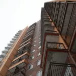 Барнаульский подрядчик отсудил 69 млн рублей за высотку-долгострой на Папанинцев