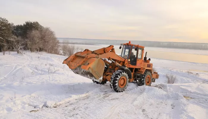 Никаких горок: опасные склоны в Бийске перекопали экскаватором