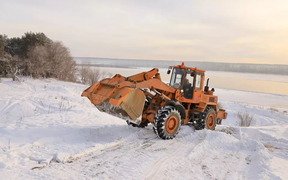 Никаких горок: опасные склоны в Бийске перекопали экскаватором