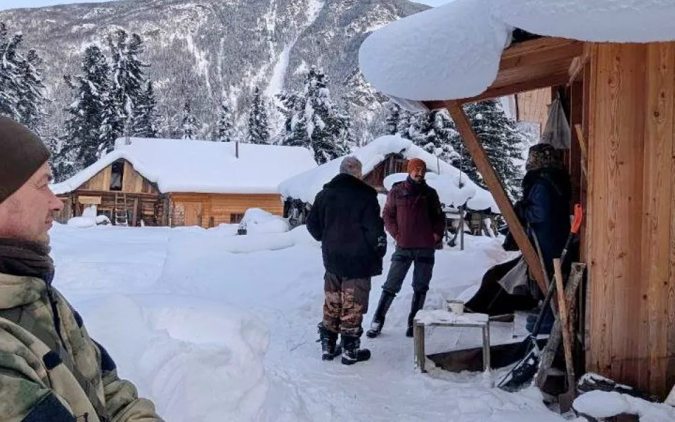 Сотрудники Алтайского заповедника проведали отшельницу Агафью Лыкову