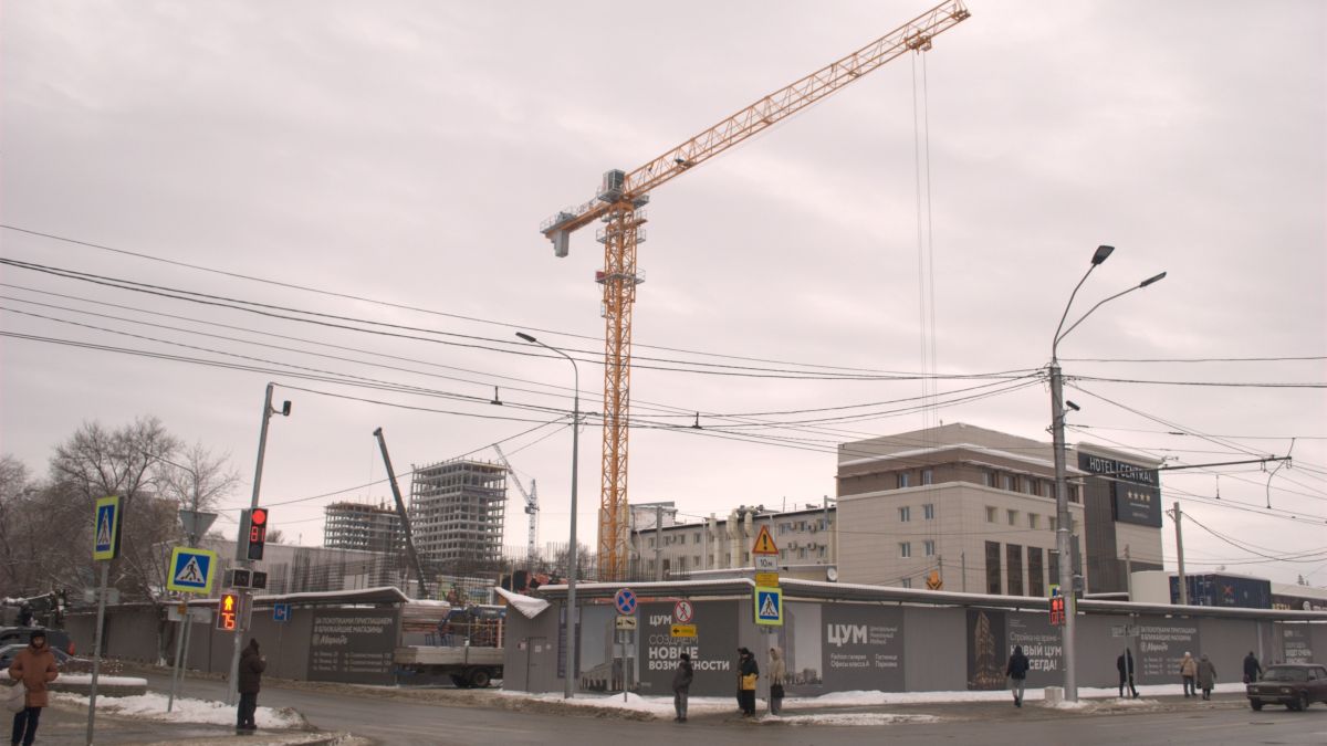 Строительство нового ЦУМа в Барнауле, декабрь 2025
