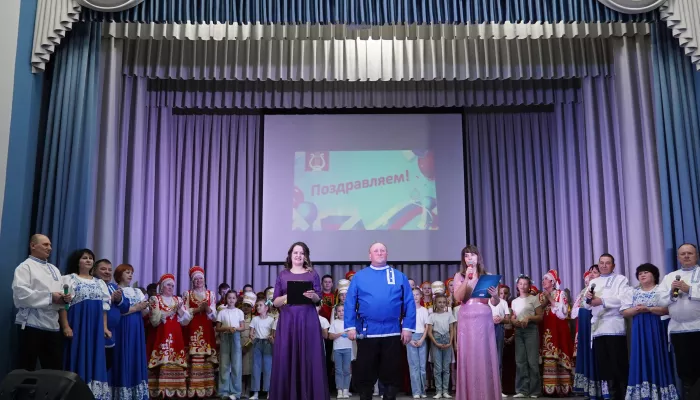 В Поспелихинском районе открыли обновленный при участии Единой России Дом культуры