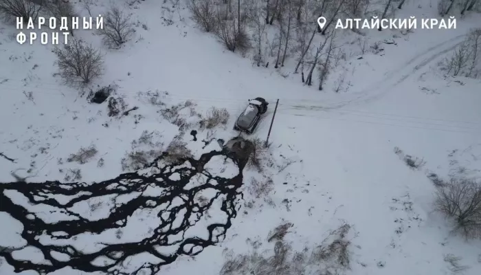 Потоки нечистот подбираются к кладбищу в Барнауле. Видео с воздуха