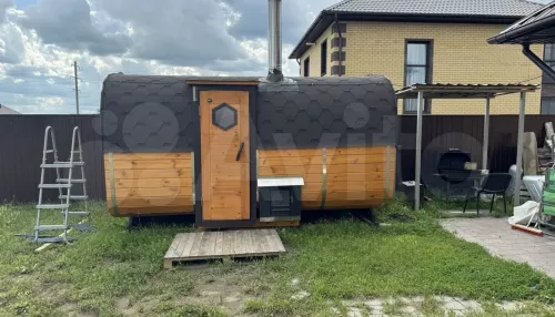 200-метровый дом с баней-бочкой продают под Барнаулом за 14 млн рублей. Фото