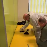 Появилось видео с места нападения подростка на элитную школу в Подмосковье