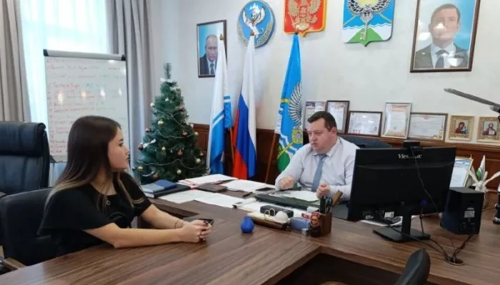 В Майминском районе Республики Алтай расширят меры поддержки молодых учителей