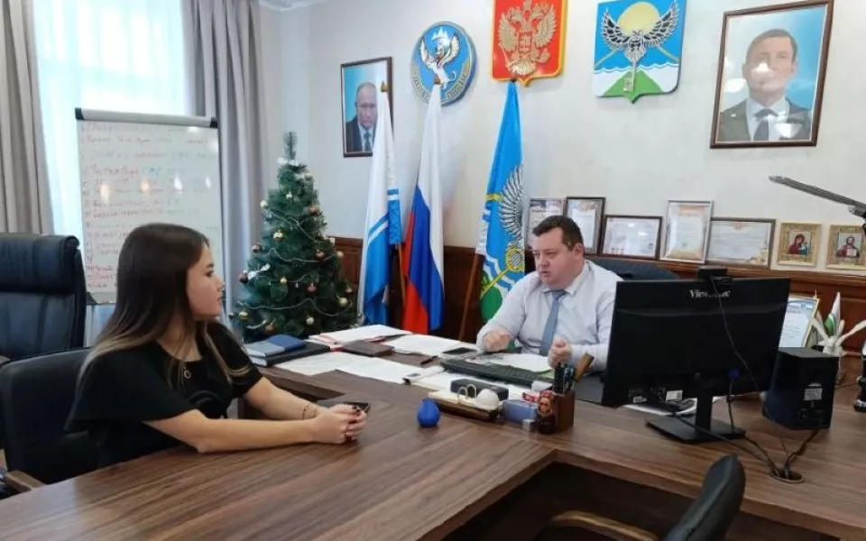 В Майминском районе Республики Алтай расширят меры поддержки молодых учителей